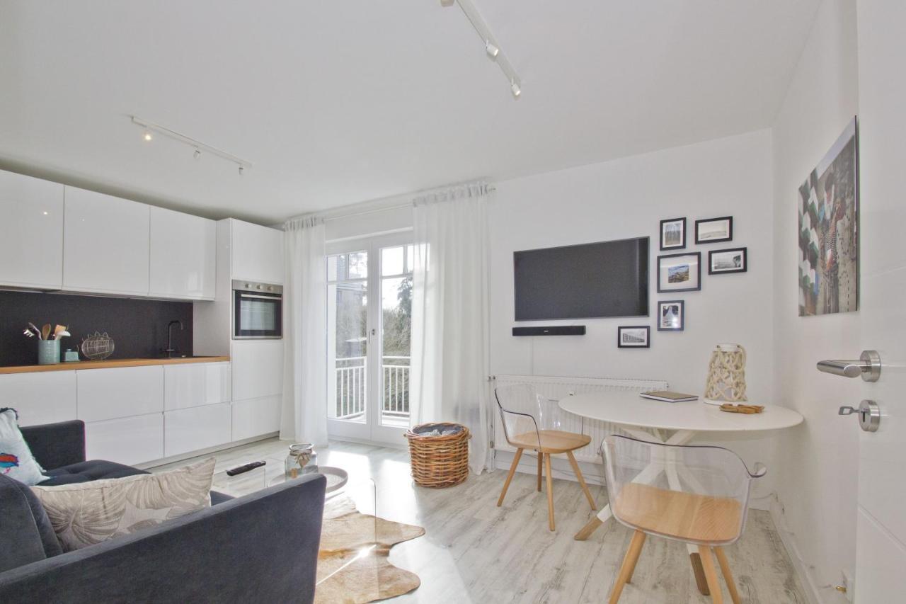 Ferienwohnung Mit Balkon Und Meerblick - Ferienresidenz Zwei Bodden Fewo 1-4 Lietzow Zewnętrze zdjęcie